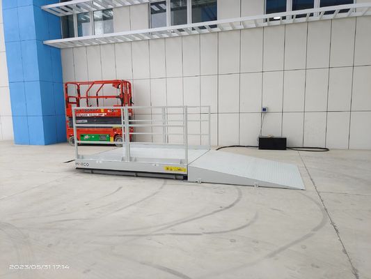 Customization M3-025130-D2K Loading Dock Table with Handrail and Loading Flap