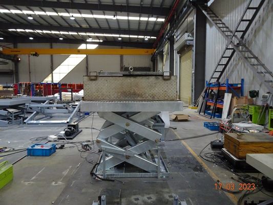 M1-010125-D2 Ce Υδραυλικό ανελκυστήρα μίνι ψαλίδι με χειροκίνητη λειτουργία